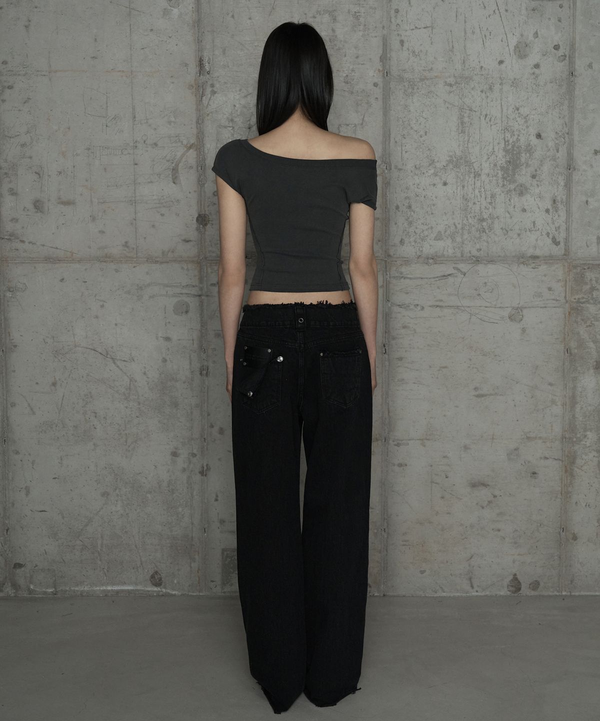 에트오소메(ETRE AU SOMMET) Wide Front Damage Denim Pants (Black)
