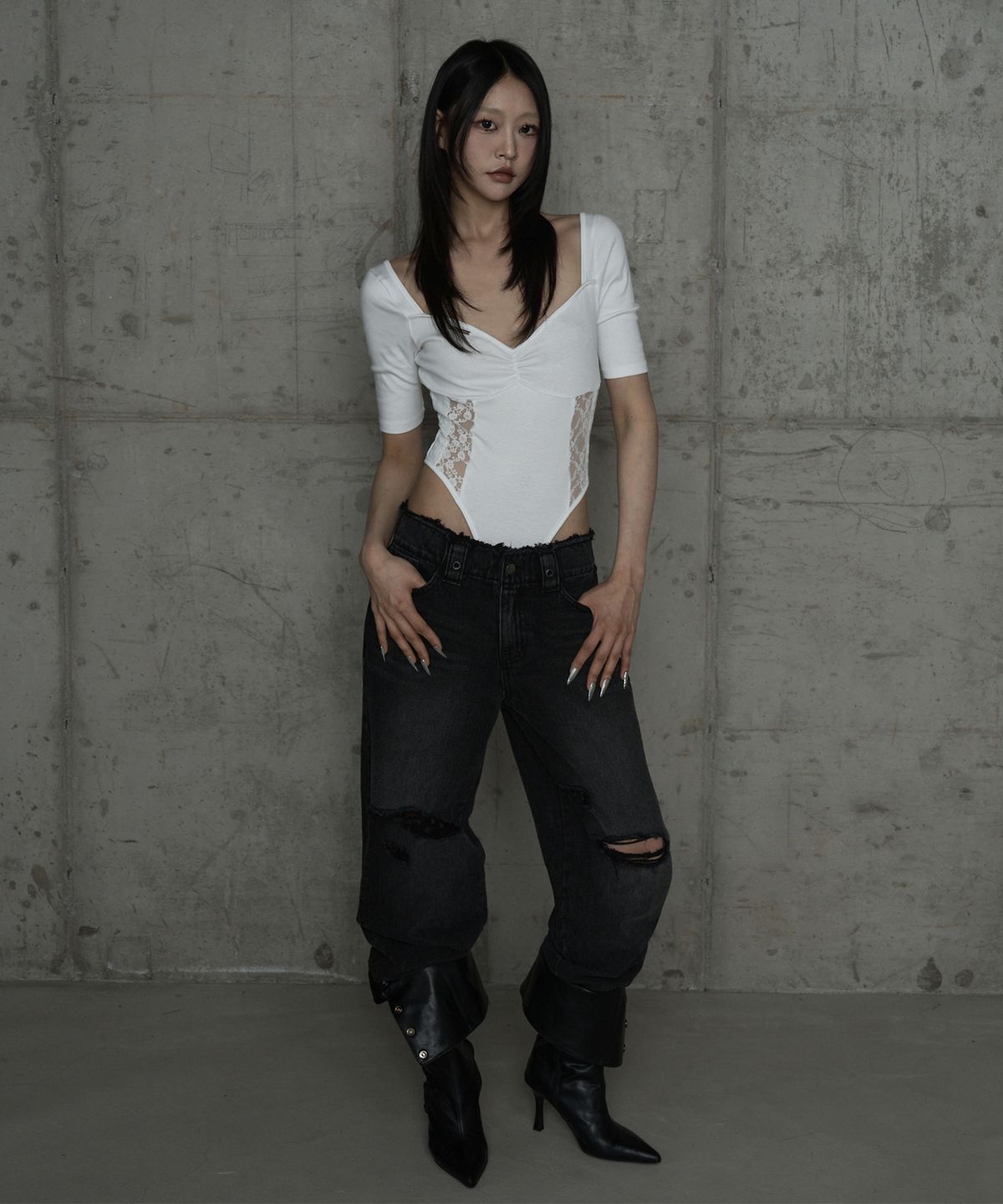 에트오소메(ETRE AU SOMMET) Wide Front Damage Denim Pants (Dark Gray)