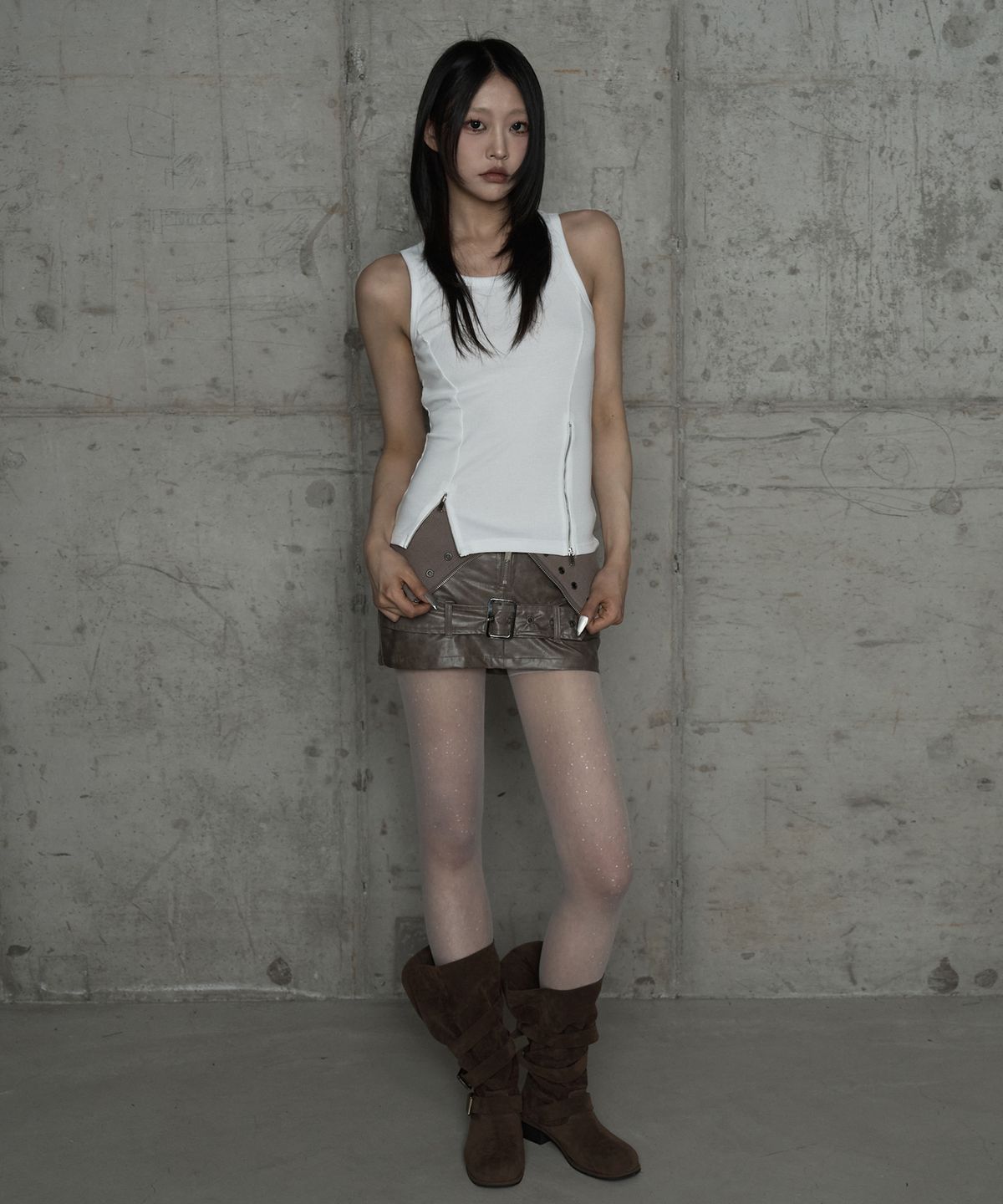 에트오소메(ETRE AU SOMMET) Unbal Panel Open Zipper Point Sleeve (Ivory)