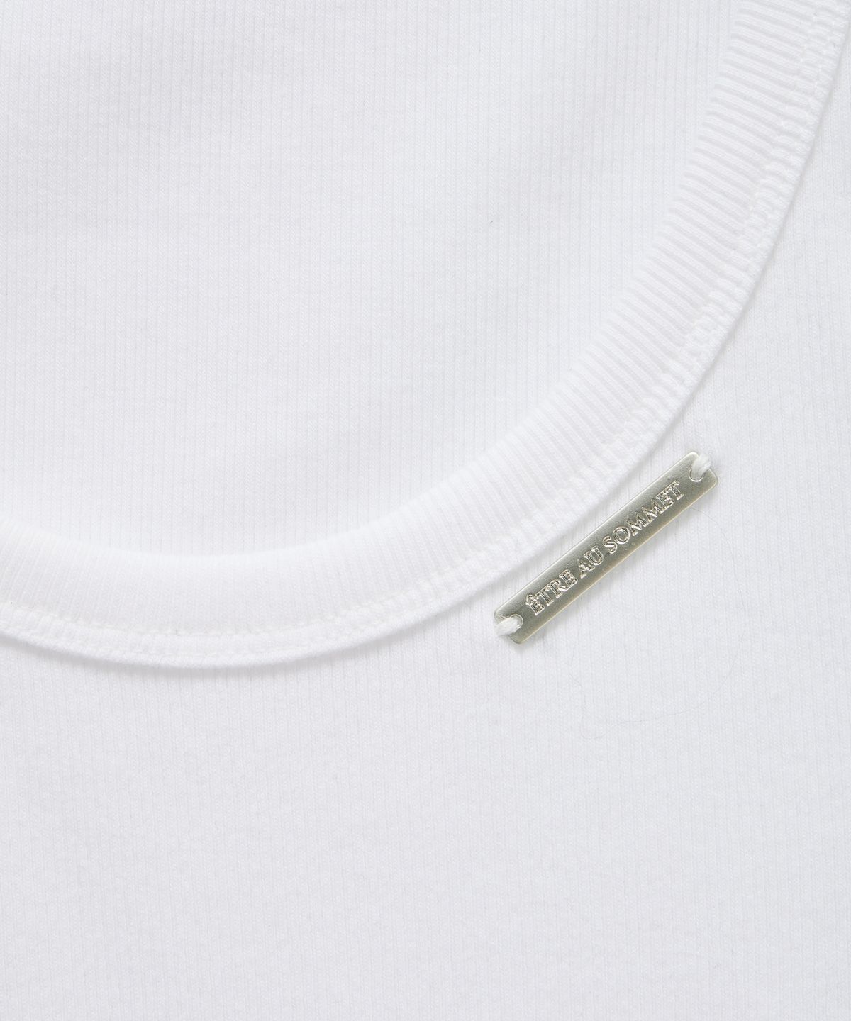 에트오소메(ETRE AU SOMMET) Unbal Panel Open Zipper Point Sleeve (Ivory)