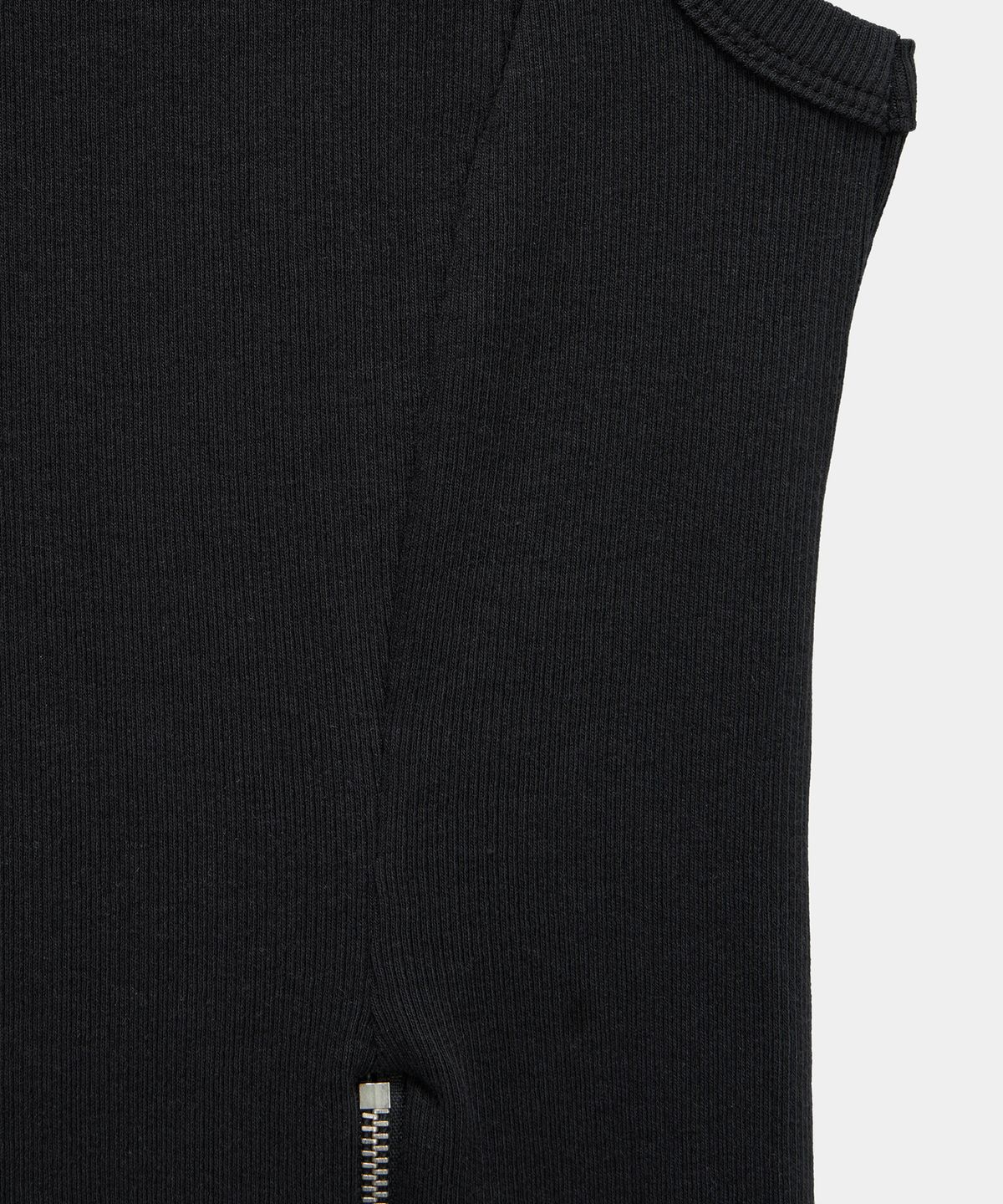 에트오소메(ETRE AU SOMMET) Unbal Panel Open Zipper Point Sleeve (Black)