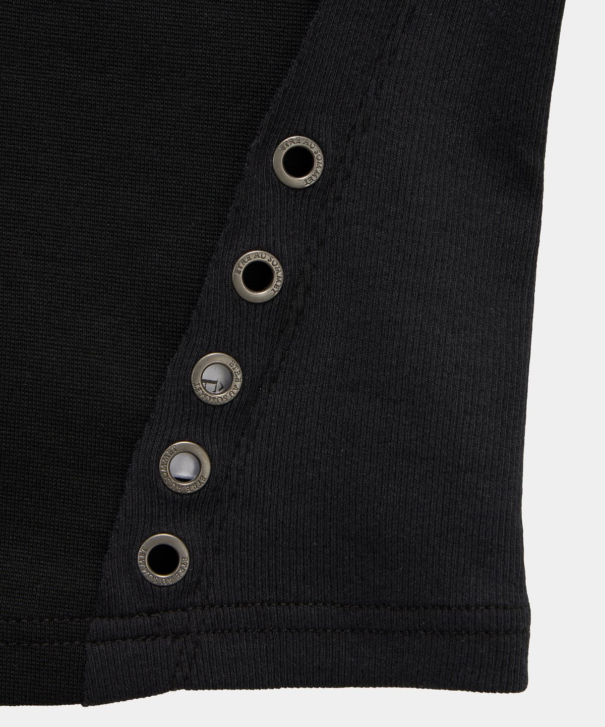 에트오소메(ETRE AU SOMMET) Pigment Damage Panel Short Top (Black)