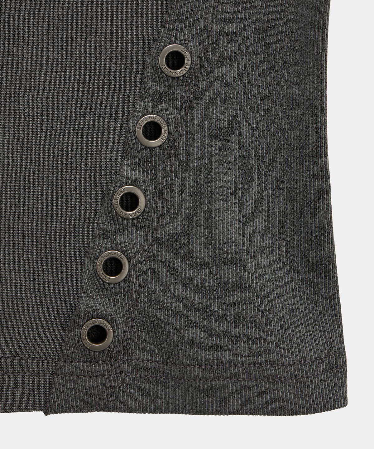 에트오소메(ETRE AU SOMMET) Pigment Damage Panel Short Top (Dark Gray)