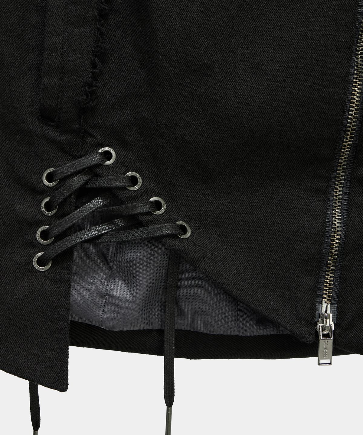 에트오소메(ETRE AU SOMMET) Diagonal Corset Vest (Black)