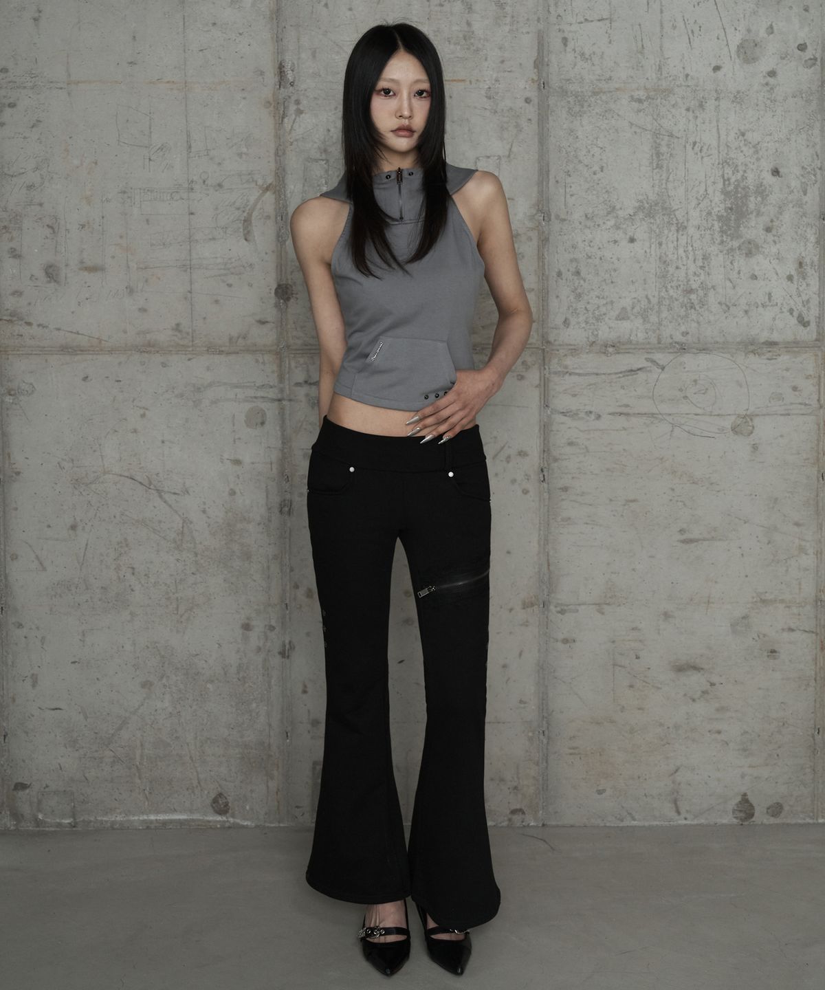 에트오소메(ETRE AU SOMMET) Zipper Halter Turtleneck Point Pocket Hoodie (Gray)