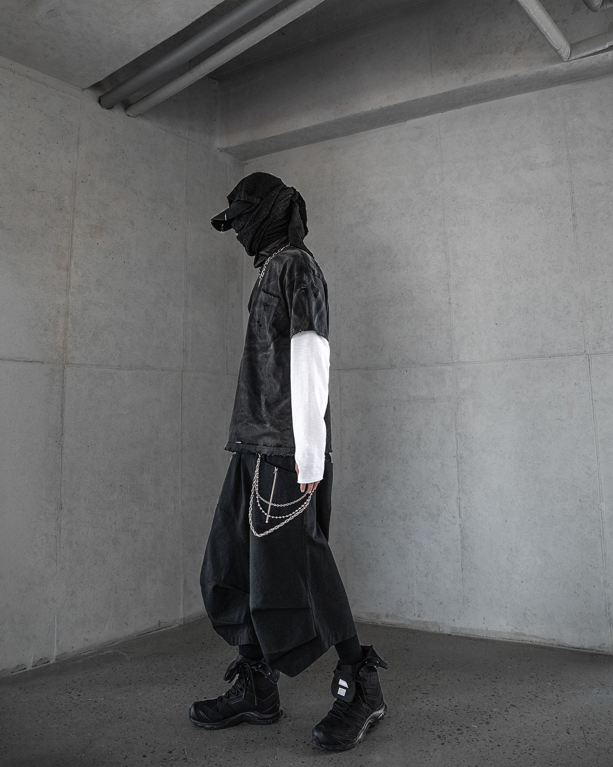 로어링라드(ROARINGRAD) 26 파라슈트 버뮤다 팬츠 블랙
