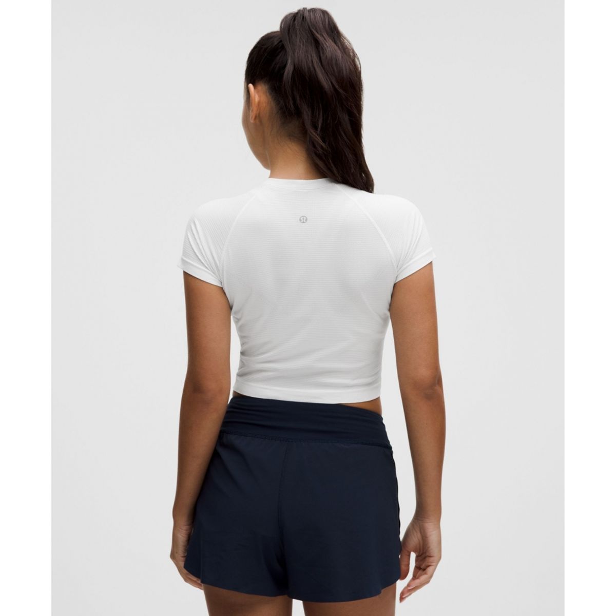 룰루레몬(LULULEMON) 스위프틀리 테크 크롭 숏슬리브 셔츠 2.0  WHWH