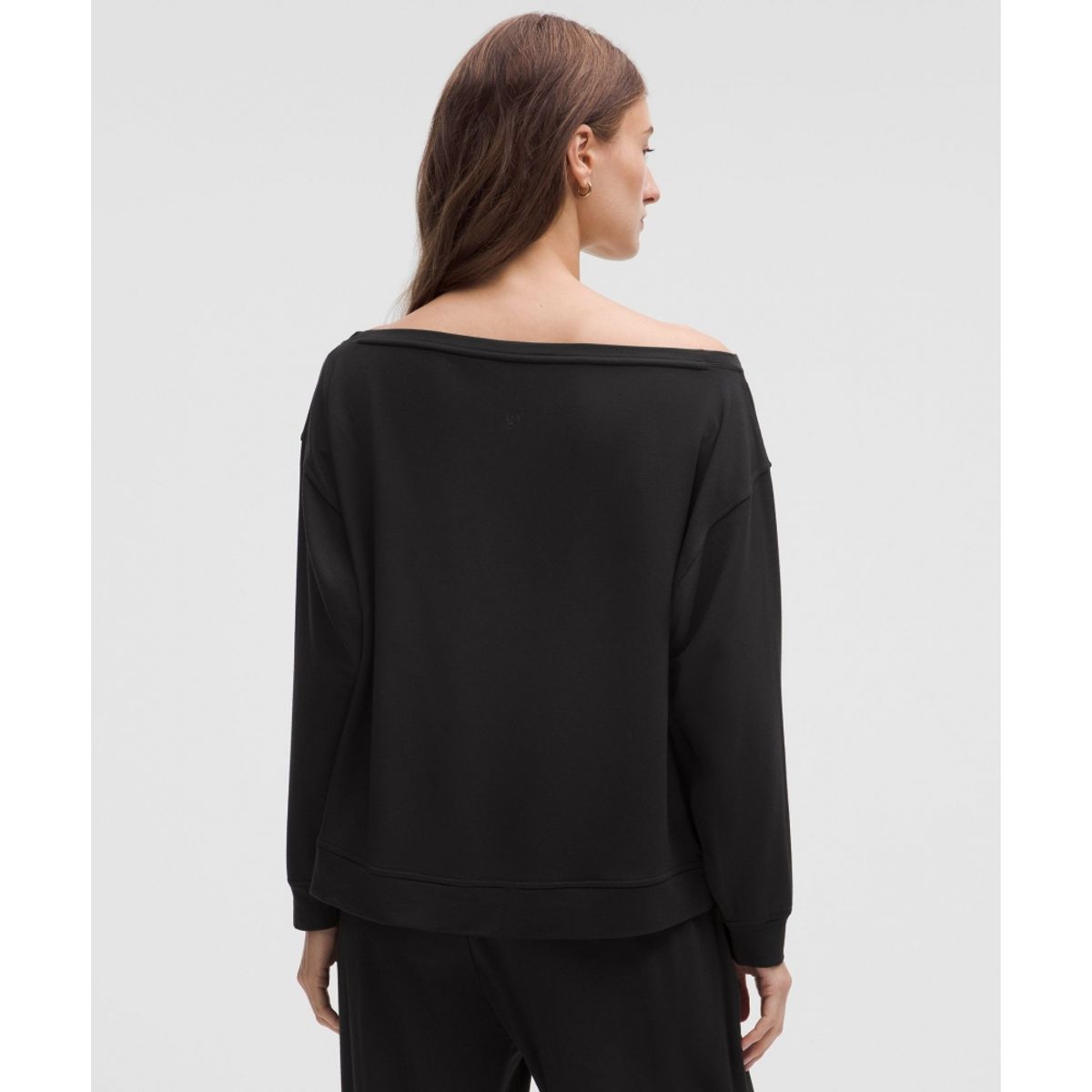 룰루레몬(LULULEMON) 비캄 오버사이즈드 보트넥 롱슬리브 셔츠  BLK