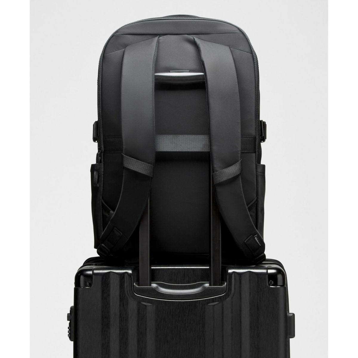 룰루레몬(LULULEMON) 뉴 크루 백팩 라지 30L  BLK