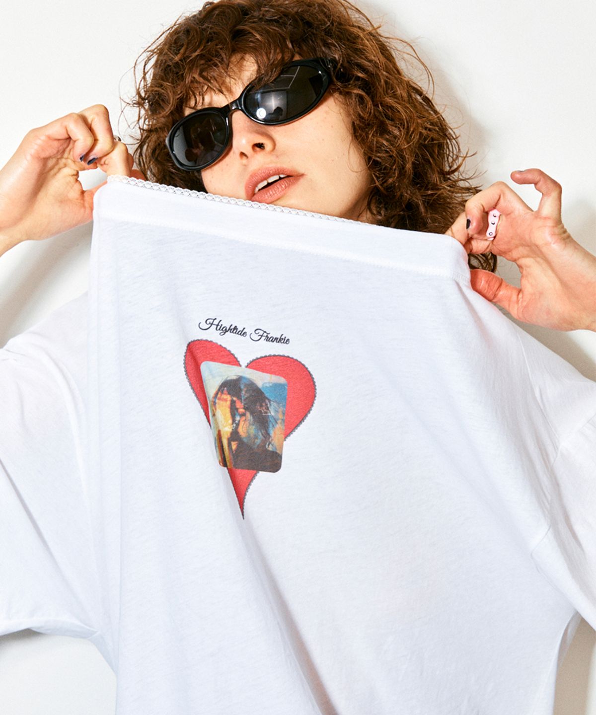 하이타이드 프랭키(HIGHTIDEFRANKIE) No Love Off Shoulder Lace Tee White