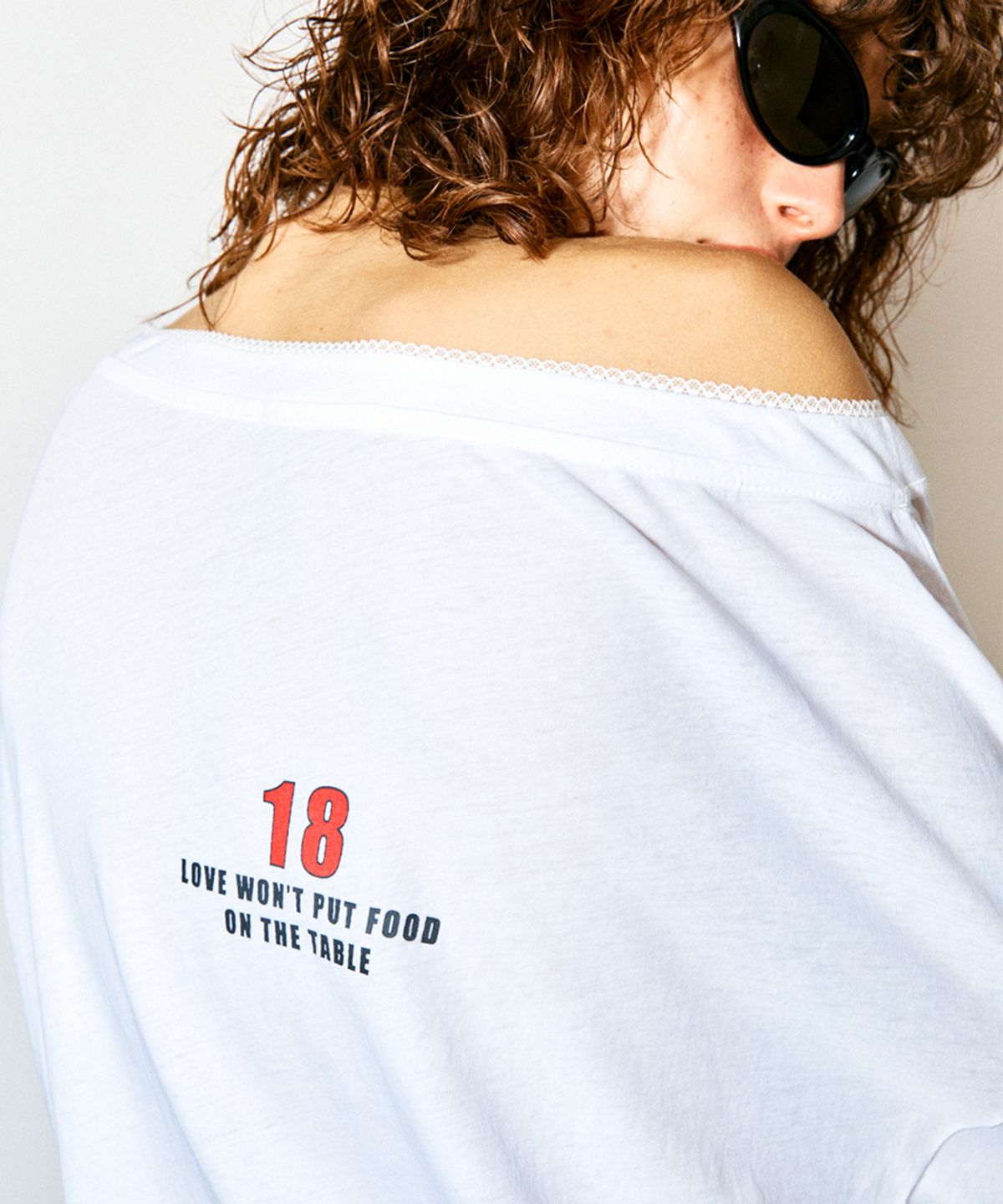 하이타이드 프랭키(HIGHTIDEFRANKIE) No Love Off Shoulder Lace Tee White