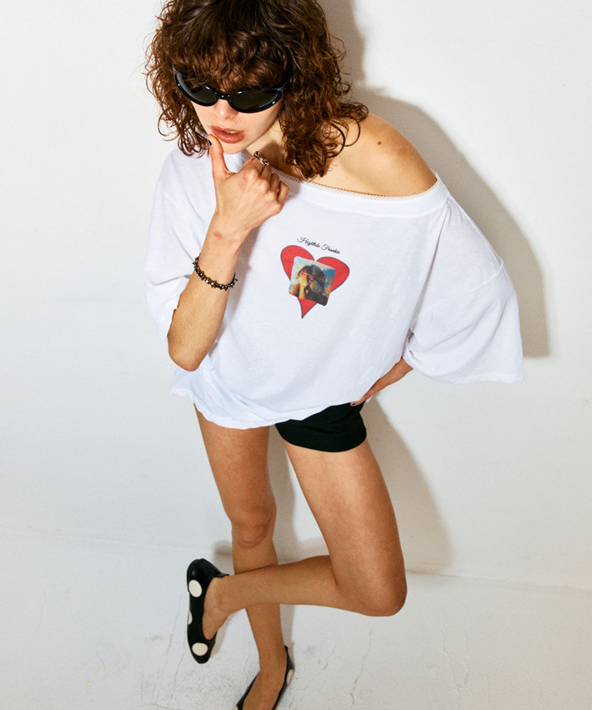 하이타이드 프랭키(HIGHTIDEFRANKIE) No Love Off Shoulder Lace Tee White
