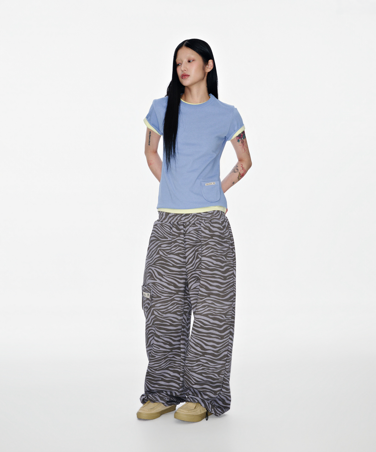소흘(SOHUL) Zebra Arc Long Pants (그레이)