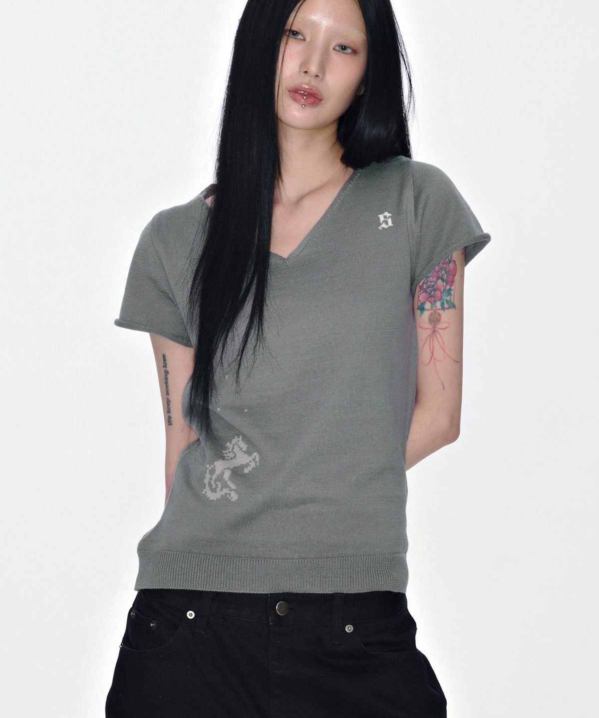 소흘(SOHUL) Cr Back Knit V-T (딥)