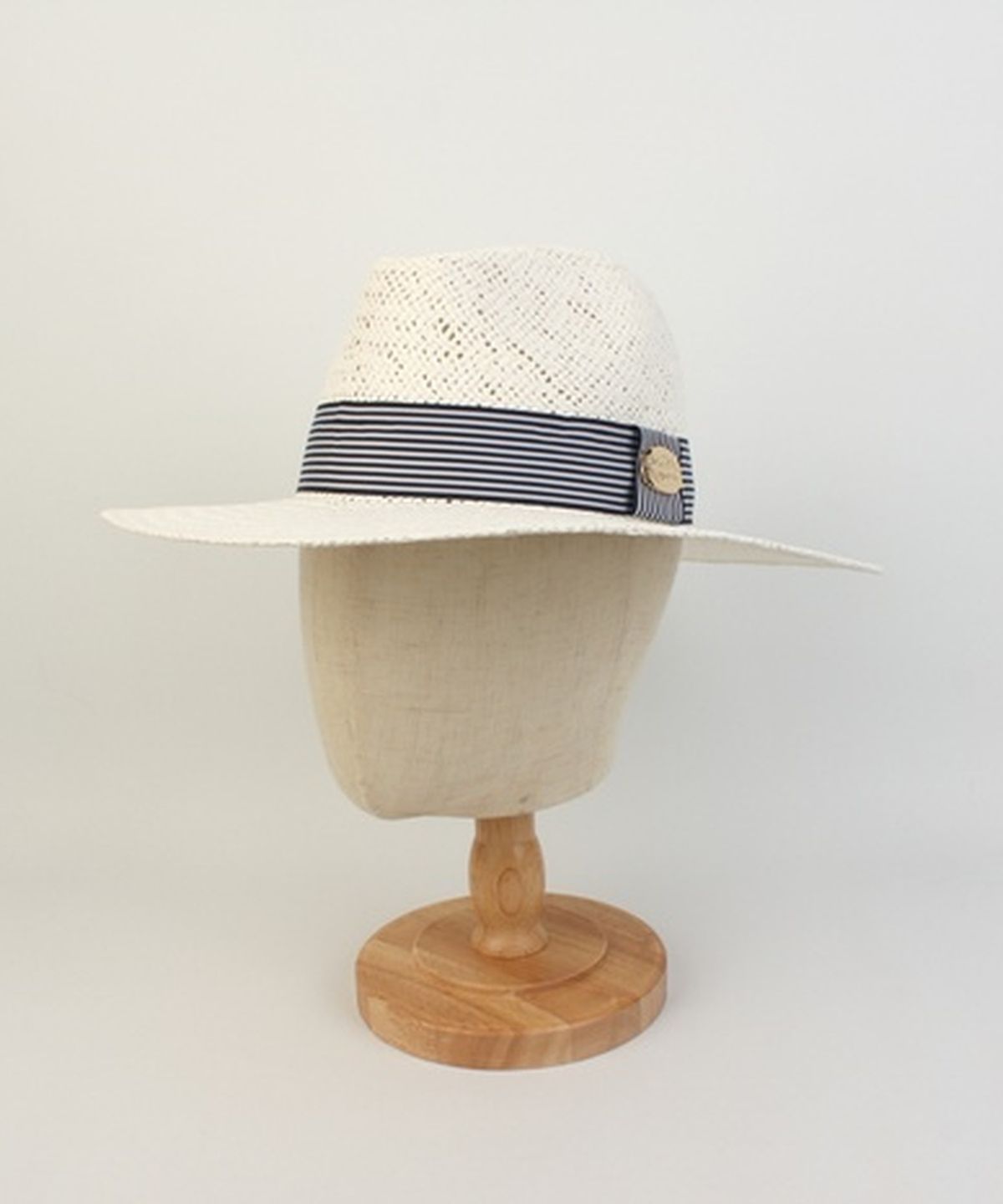 유니버셜 케미스트리(UNIVERSAL CHEMISTRY) Swing Stripe Line White Fedora 여름페도라