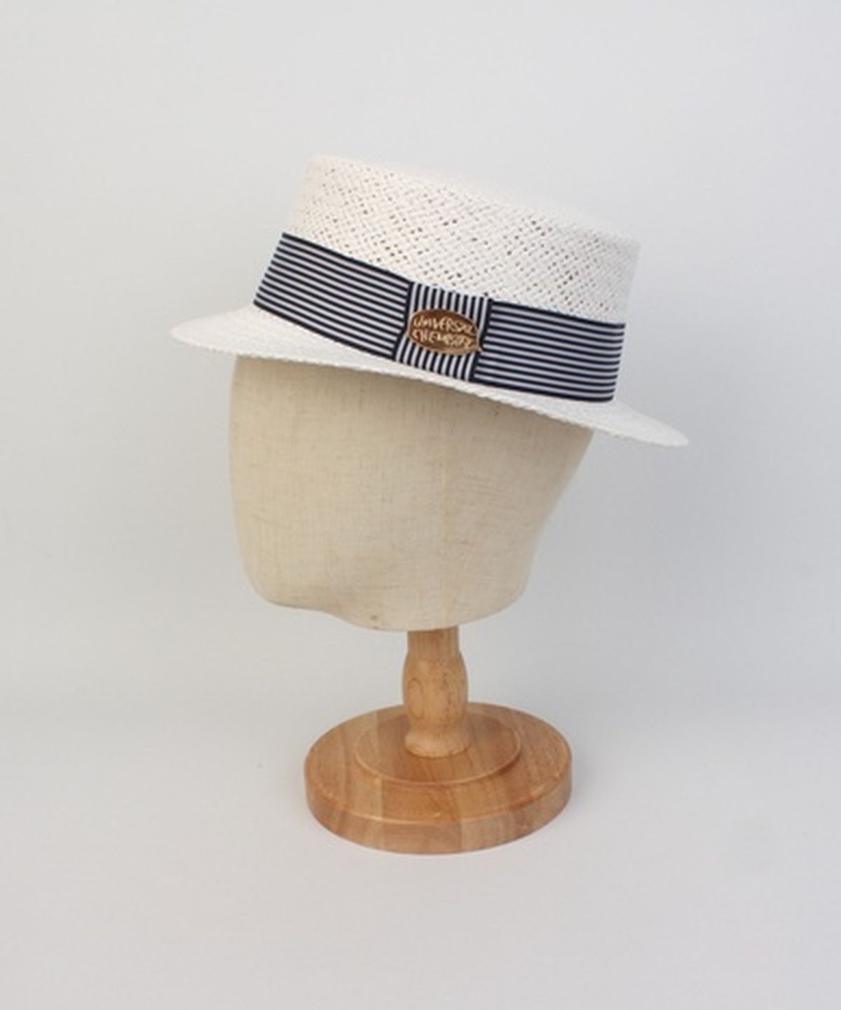 유니버셜 케미스트리(UNIVERSAL CHEMISTRY) Stripe Line White Short Panama Hat 파나마햇