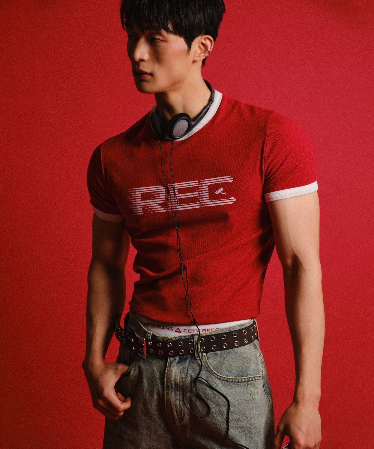 레코딩하우스(RECORDINGHOUSE) REC GRAPHIC RINGER T-SHIRT [RED]
