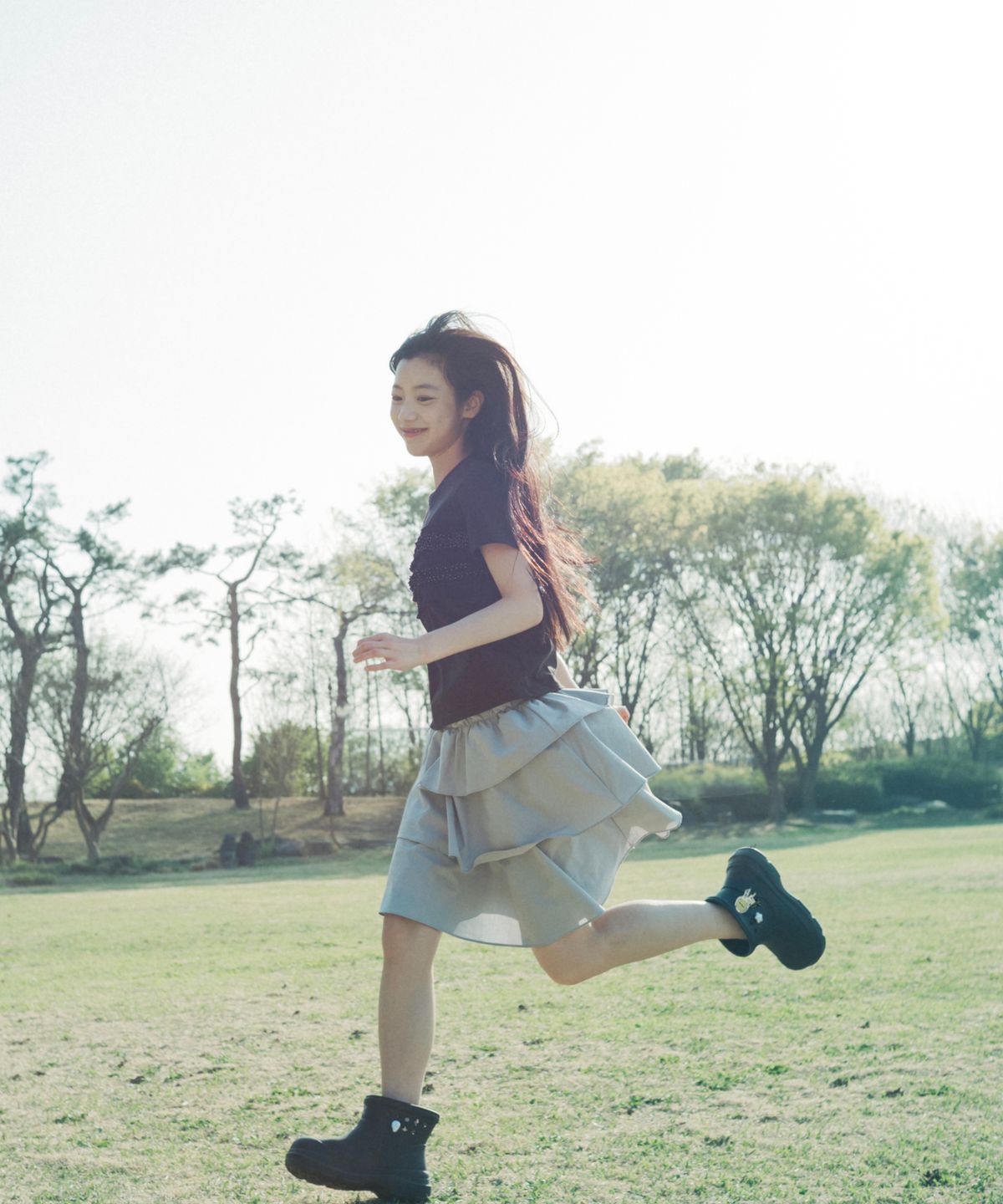 오헤시오(OHESHIO) DOT FRILL T-SHIRT, BLACK