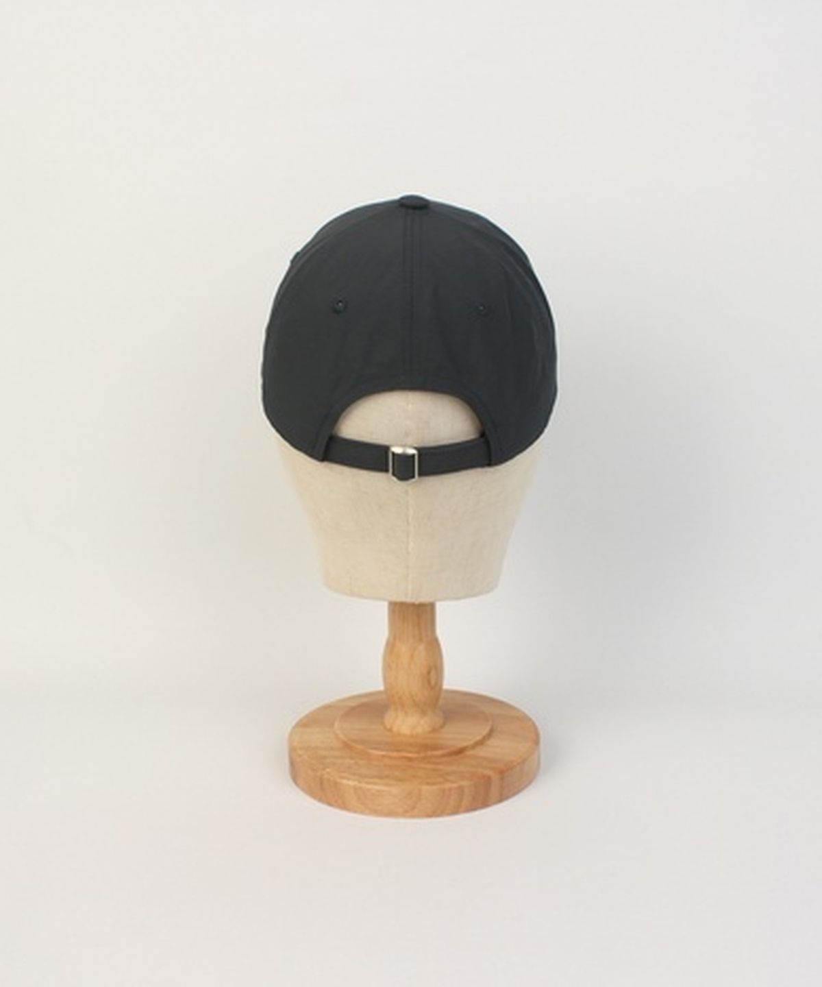 유니버셜 케미스트리(UNIVERSAL CHEMISTRY) Cool Running Gray Ballcap 런닝볼캡