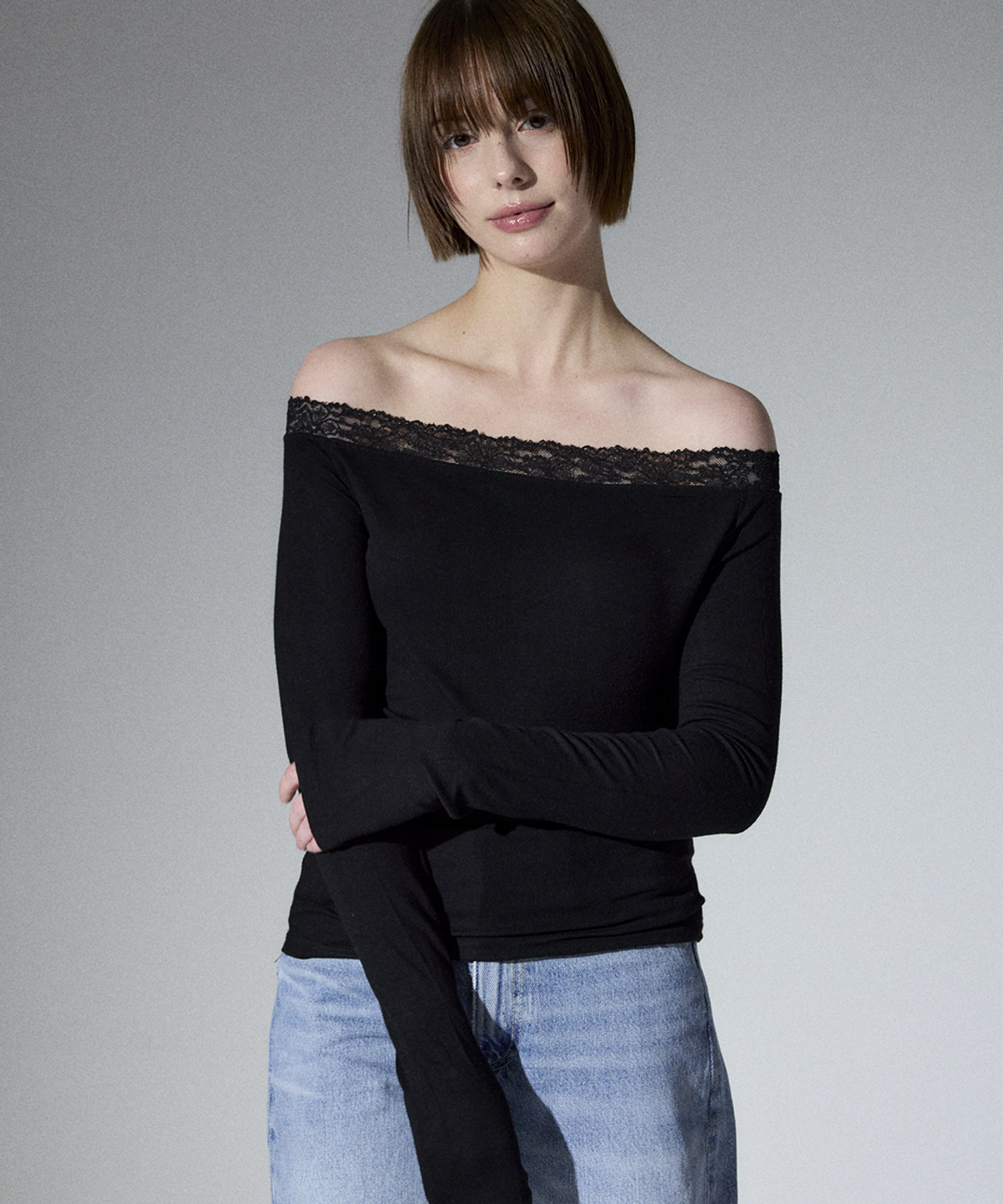 알리에나(ALIENAR) solid lace long sleeve(BK)