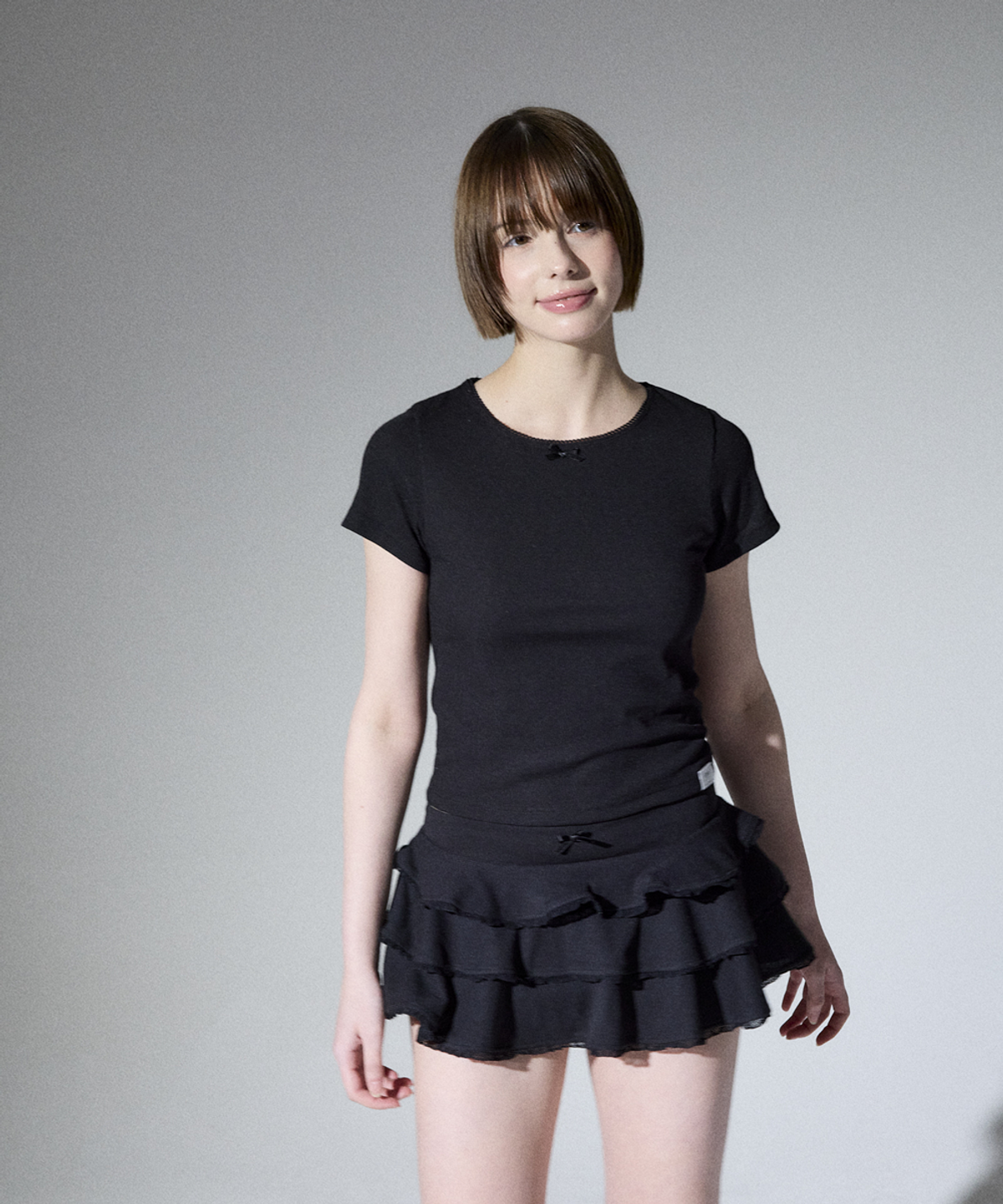 알리에나(ALIENAR) ribbon ribbed short sleeved (BK)