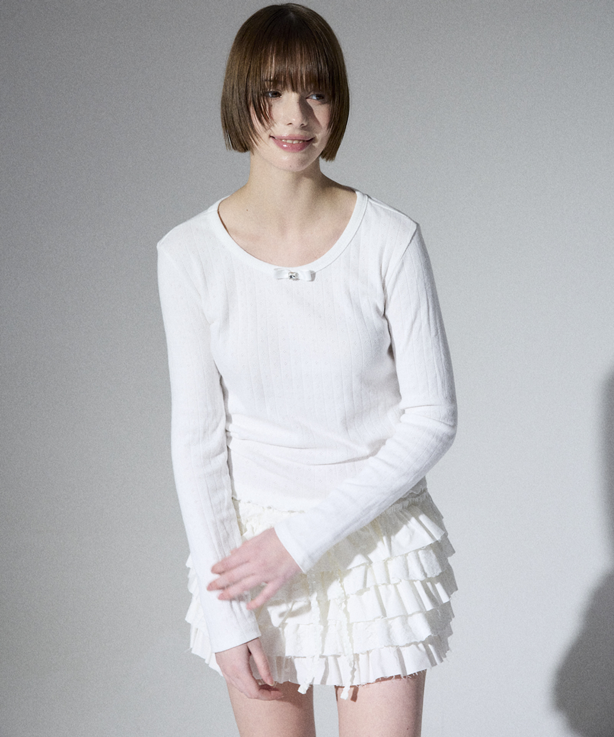 알리에나(ALIENAR) Cubic ribbon long-sleeved (WH)