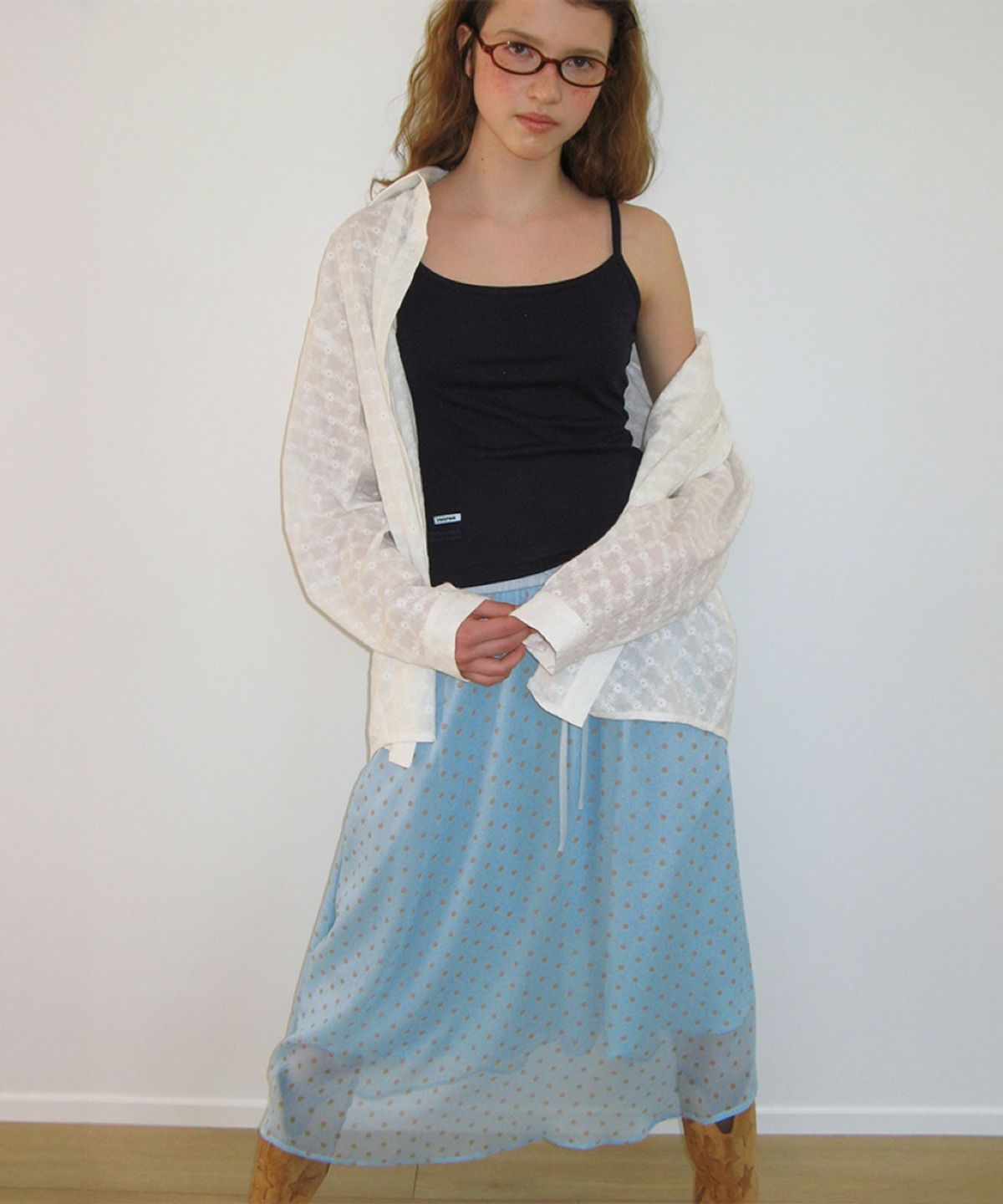 론론(RONRON) MINI LABEL SLIM SLEEVELESS NAVY