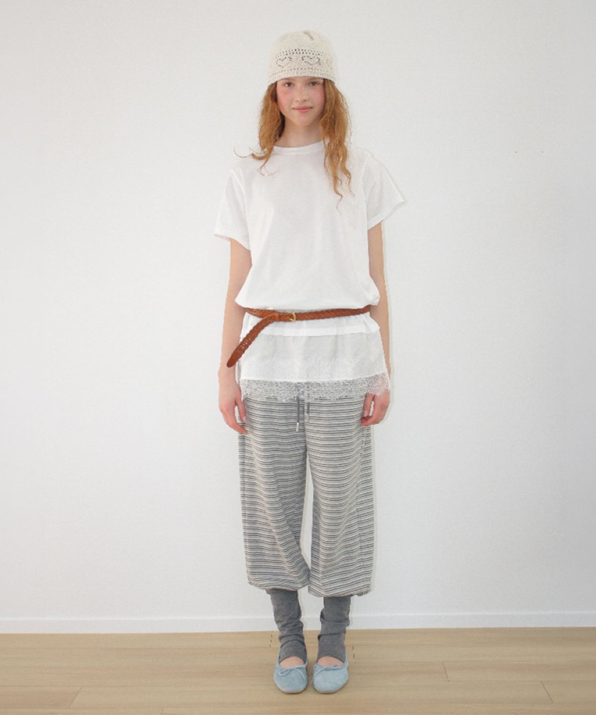 론론(RONRON) LEG WARMER LAYERED SWEAT PANTS GREY STRIPE