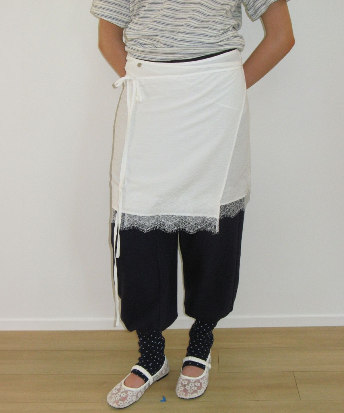 론론(RONRON) LEG WARMER LAYERED SWEAT PANTS NAVY
