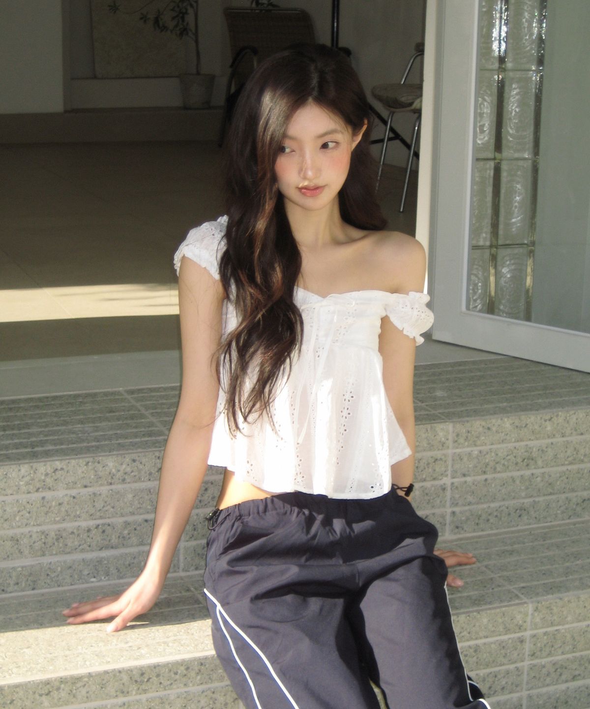 버진키스(VIRGINKISS) Angelo punching blouse - WHITE