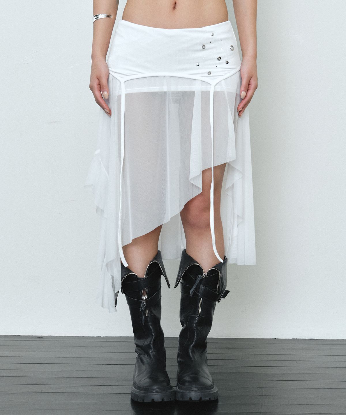 미드나잇 무브(MIDNIGHT MOVE) ey mesh skirt (white)