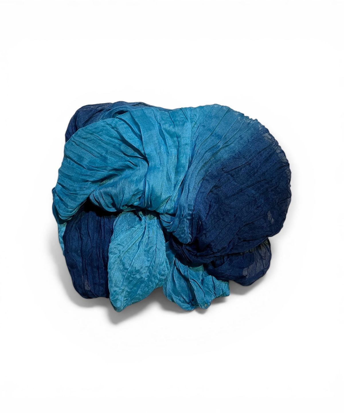 본슬리피(BORN SLIPPY) Soft Crinkle Fade Dye Scarf (Deep Ocean Drift)