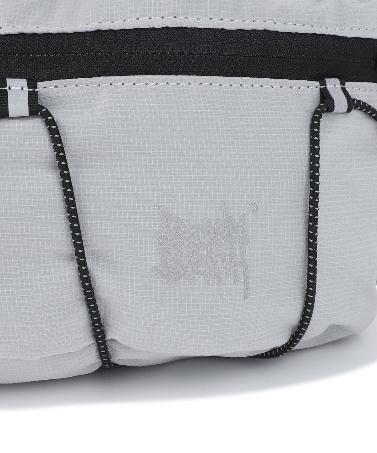 브라운브레스(BROWNBREATH) TAG HIP SACK - WHITE