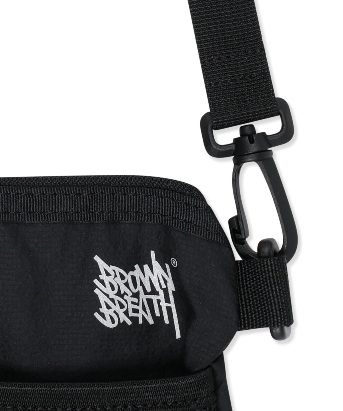 브라운브레스(BROWNBREATH) TAG SACOSHE BAG - BLACK