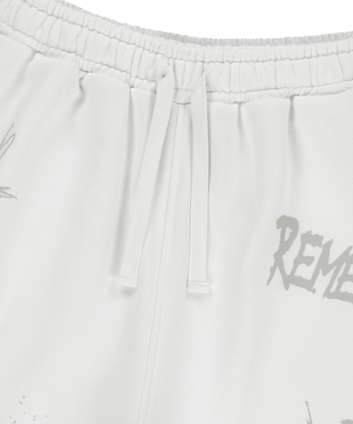 브라운브레스(BROWNBREATH) GRAFFITI SWEAT BERMUDA PANTS - WHITE