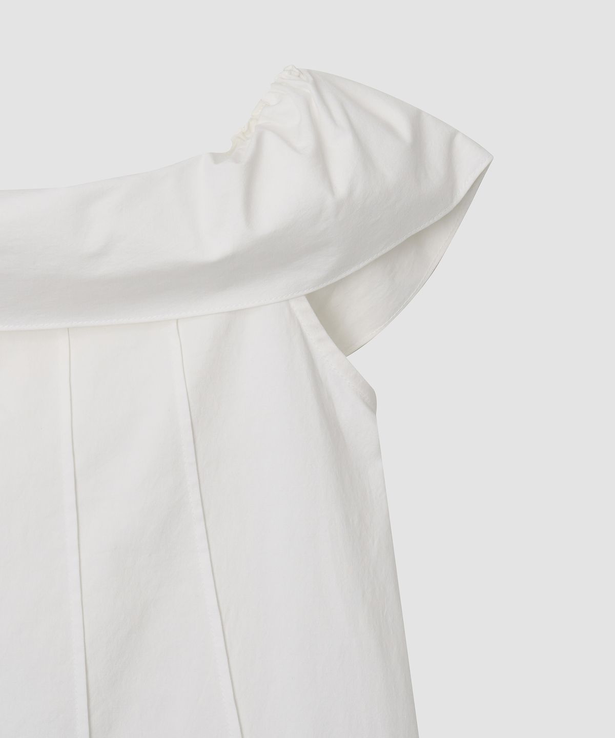 더 릴(THE LILLE) Ruffle Shoulder Blouse_Ivory