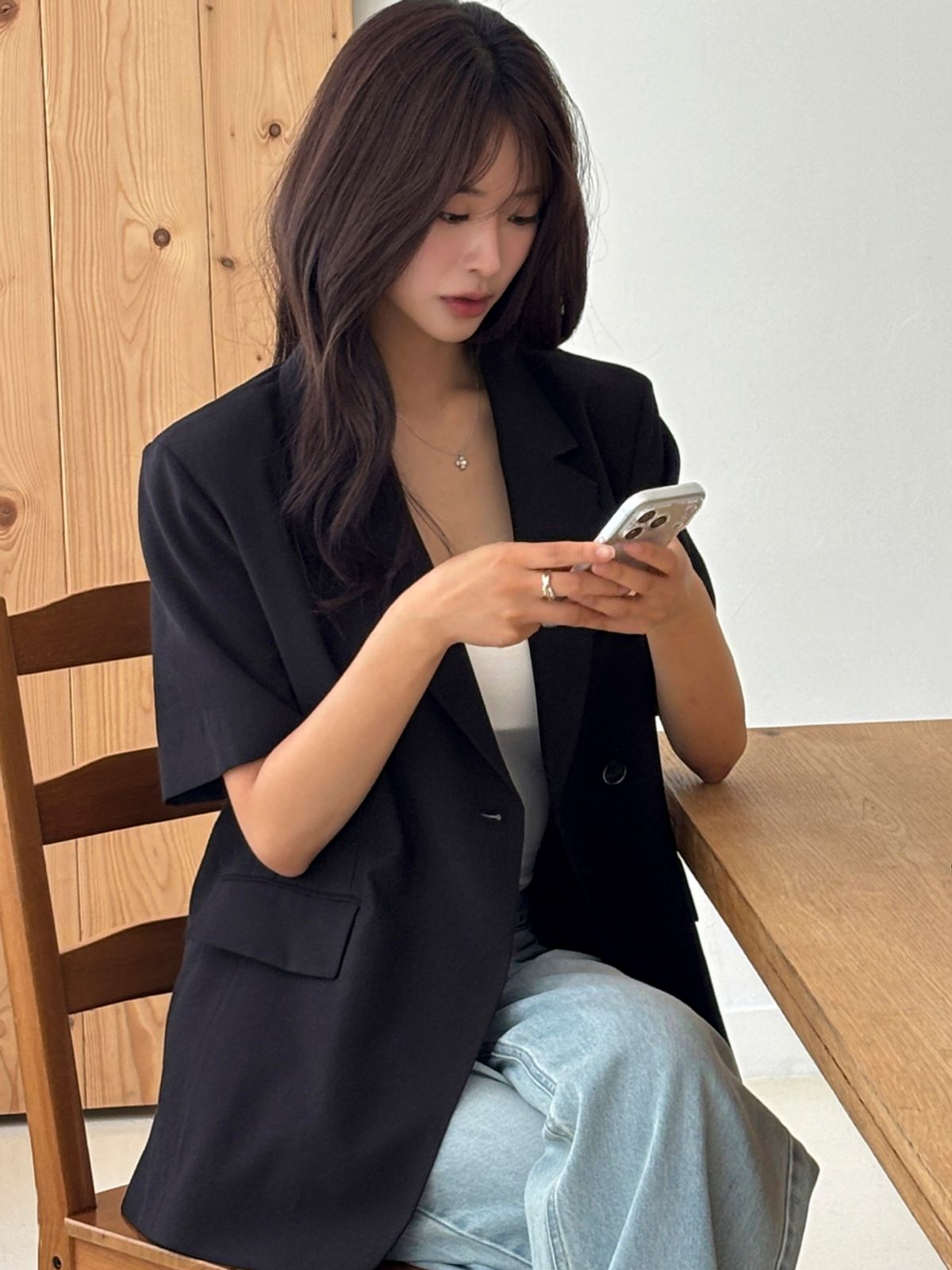 앳코너(ATCORNER) 린넨 블렌드 하프 슬리브 자켓 블랙 AT6JAB001BK
