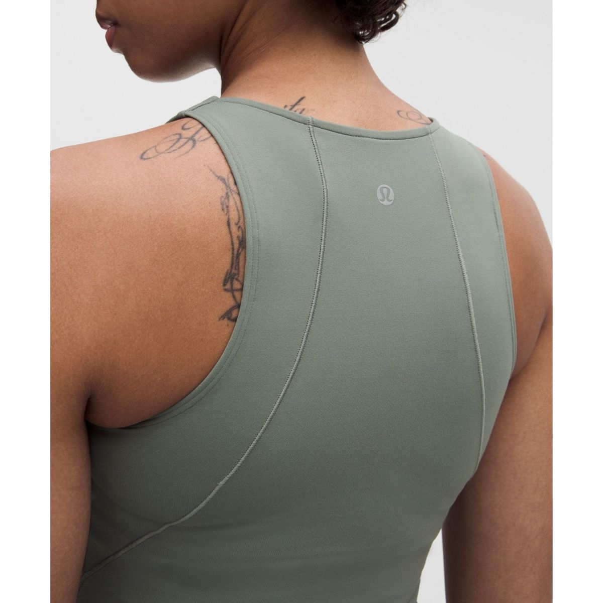 룰루레몬(LULULEMON) Align™ 미니 브이넥 탱크탑  WILO