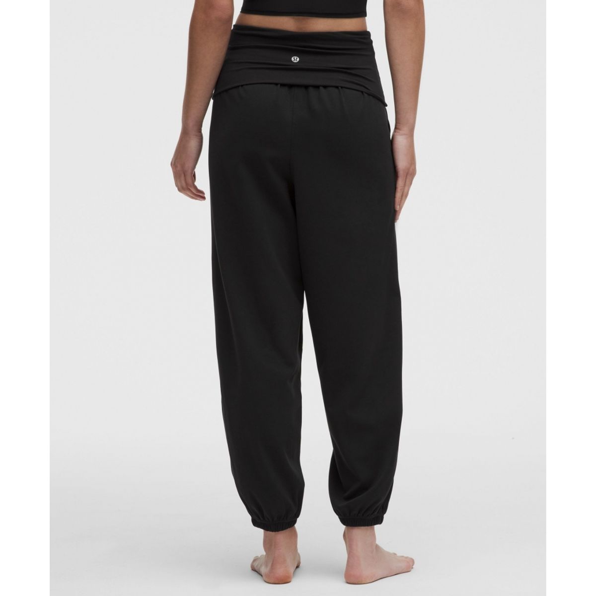 룰루레몬(LULULEMON) 룰루레몬 Align™ 폴드오버 릴랙스드 조거 *아시아 핏  BLK