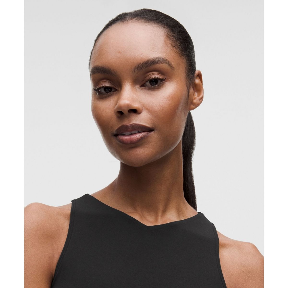 룰루레몬(LULULEMON) Align™ 미니 브이넥 탱크탑  BLK