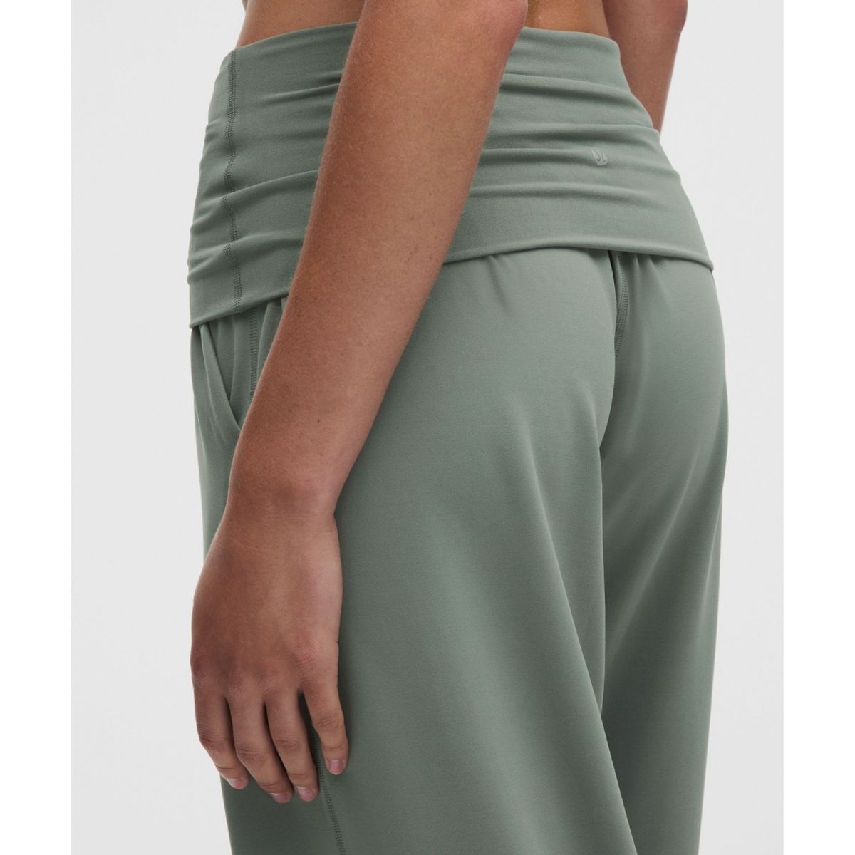 룰루레몬(LULULEMON) 룰루레몬 Align™ 폴드오버 릴랙스드 조거 *레귤러  WILO