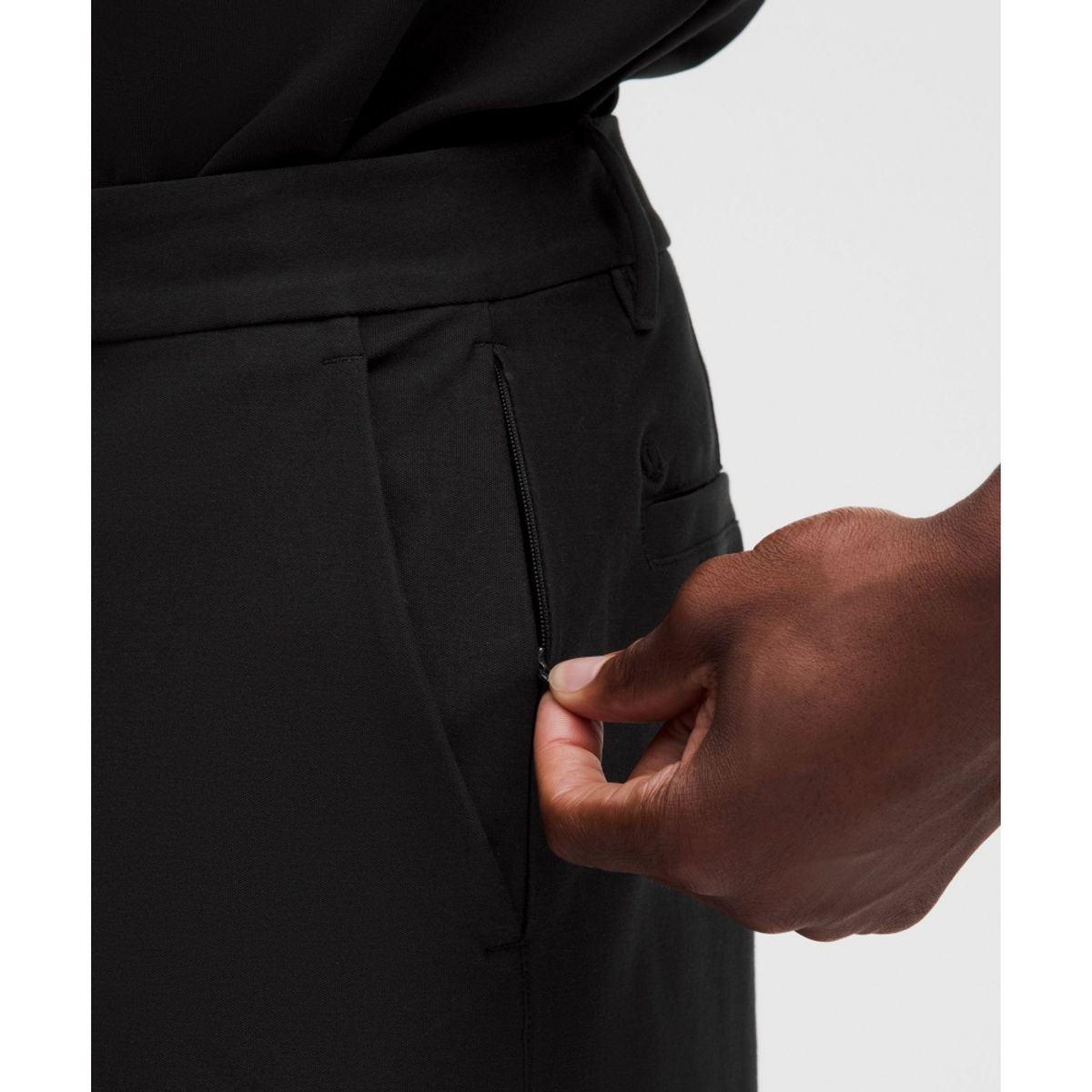 룰루레몬(LULULEMON) 슬래커 루스 스트레이트 트라우저 32L *라이트  BLK