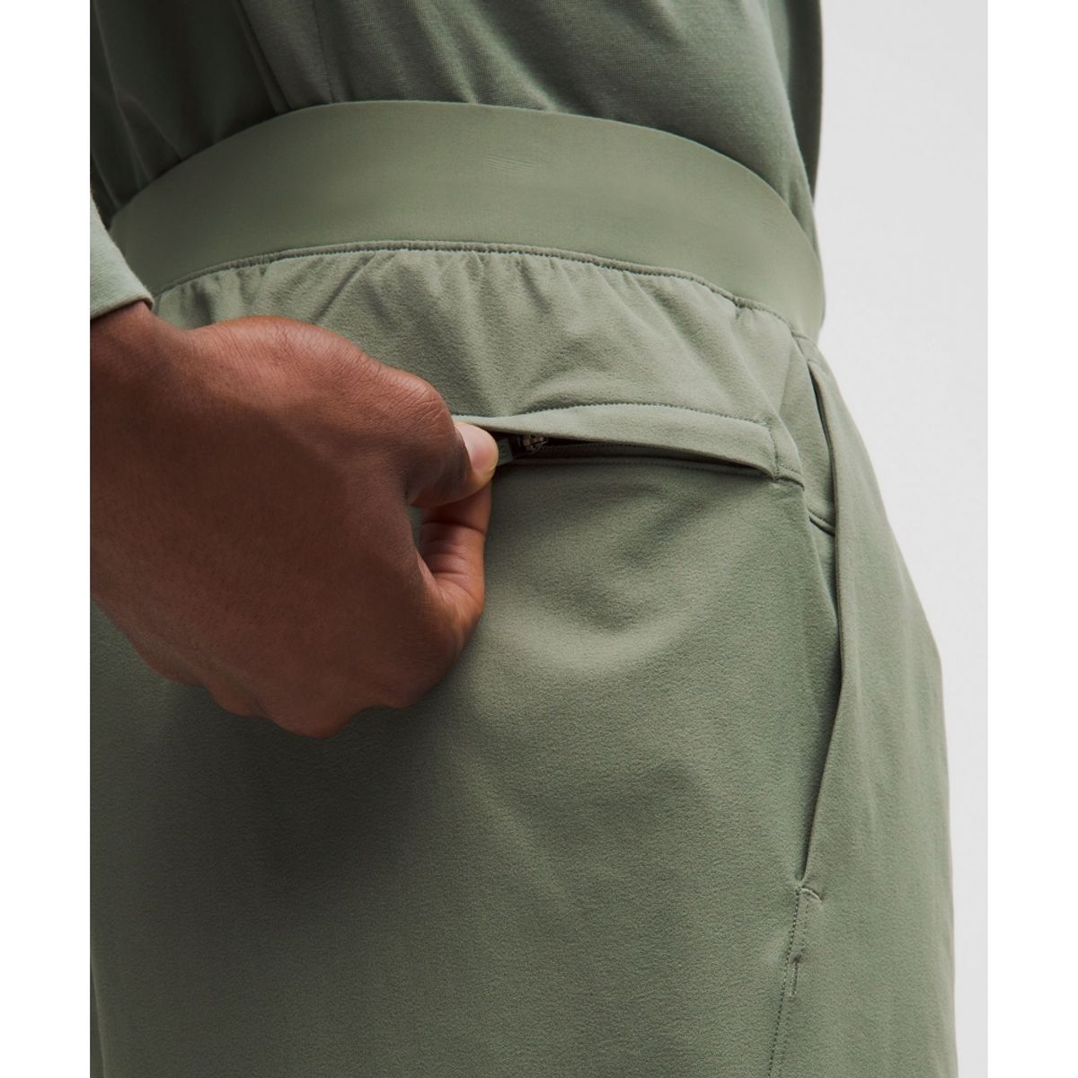 룰루레몬(LULULEMON) 제로드 인 라이너리스 쇼츠 9inch  WILO