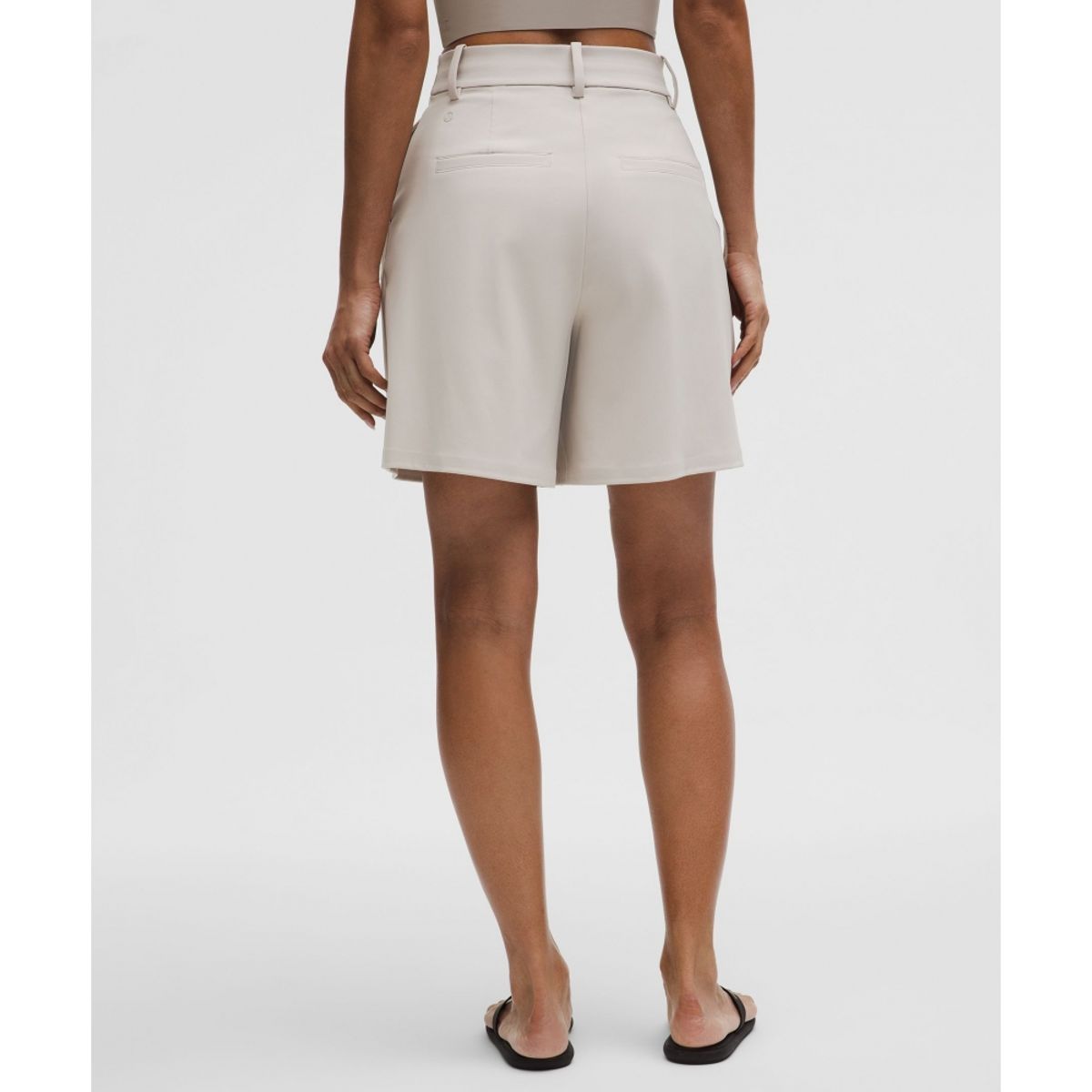 룰루레몬(LULULEMON) 데이드리프트 플리티드 하이라이즈 쇼츠 7inch  DOWN