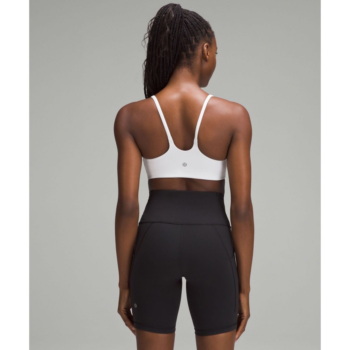 룰루레몬(LULULEMON) 원더 트레인 스트래피 레이서 브라 *라이트 서포트, C D컵  WHT