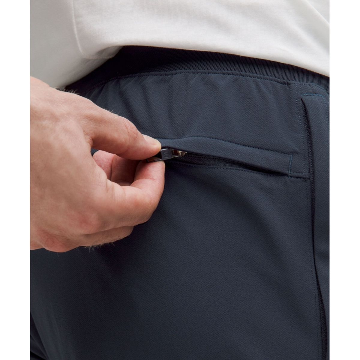 룰루레몬(LULULEMON) 라이선스 투 트레인 라이너리스 쇼츠 7inch *업데이트  TRNV