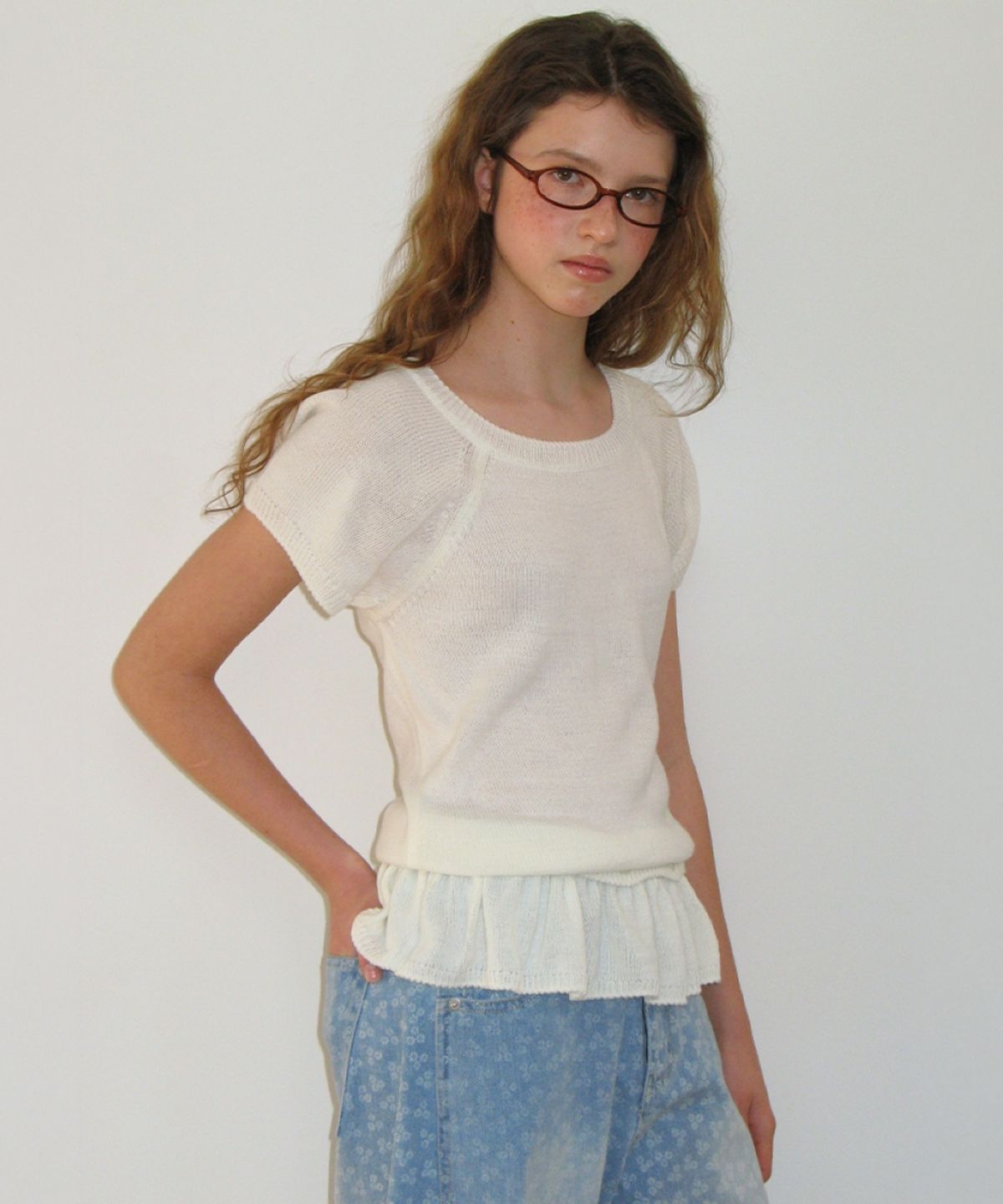 론론(RONRON) DETACHABLE RUFFLE HEM KNIT IVORY