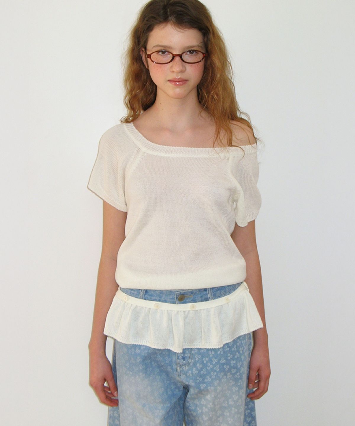 론론(RONRON) DETACHABLE RUFFLE HEM KNIT IVORY