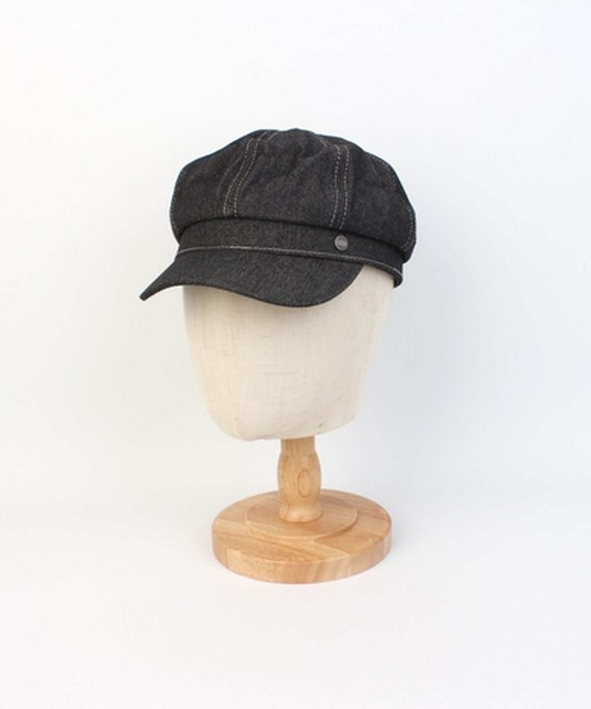 유니버셜 케미스트리(UNIVERSAL CHEMISTRY) Black Denim Logo Newsboy Cap 뉴스보이캡