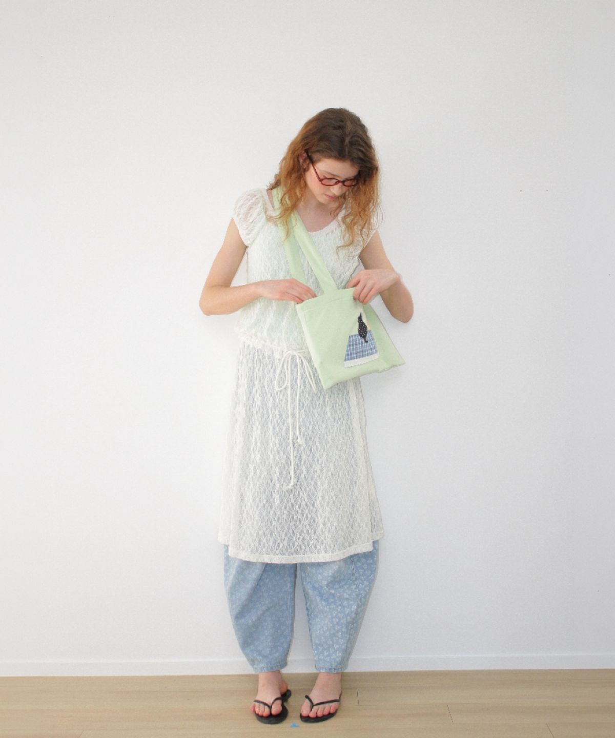 론론(RONRON) ROOFTOP CAT APPLIQUE SWEAT SHOULDER BAG MINT